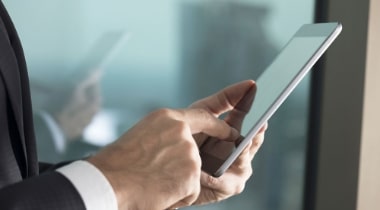 what-drives-consumers-to-buy-mobile-phones cases