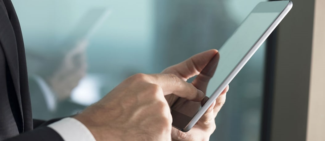 <span>What drives consumers</span> <br>to buy Mobile Phones